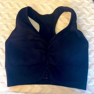 Scrunched workout bra
